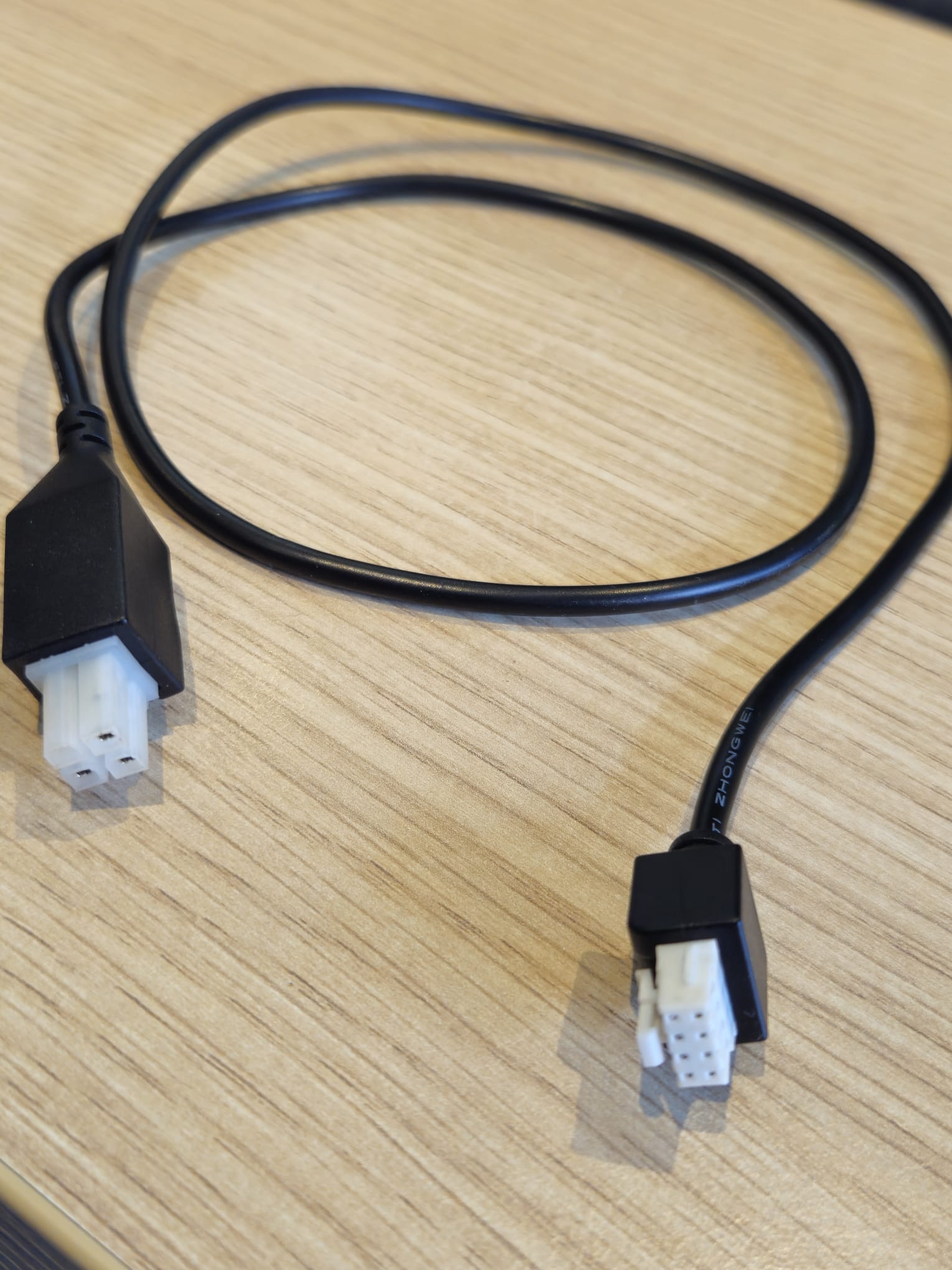 logitech DM p240 kabel.jpeg