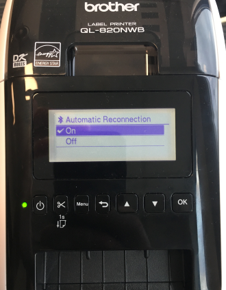Brother Bluetooth label printer with option 'On' selected for Automatic Reconnection